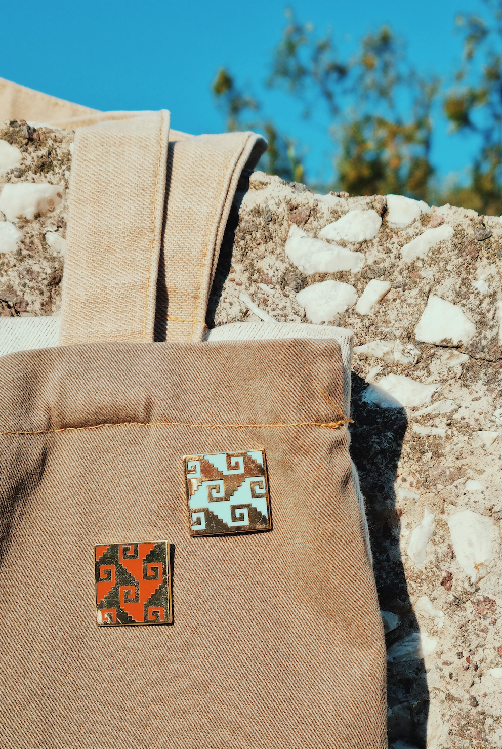 Pin "Mitla Rojo"